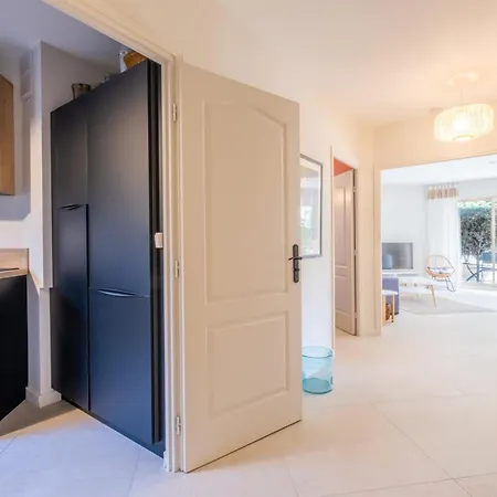 3p Garden-level In A With Pool Close To The Center Apartamento *